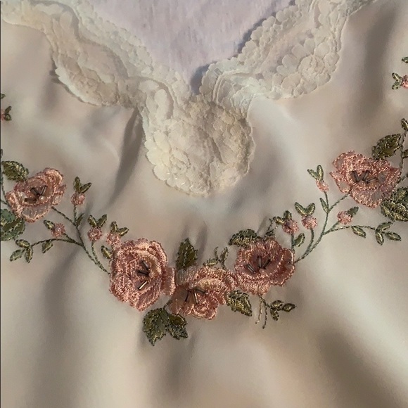 Vintage nightgown - Picture 5 of 5